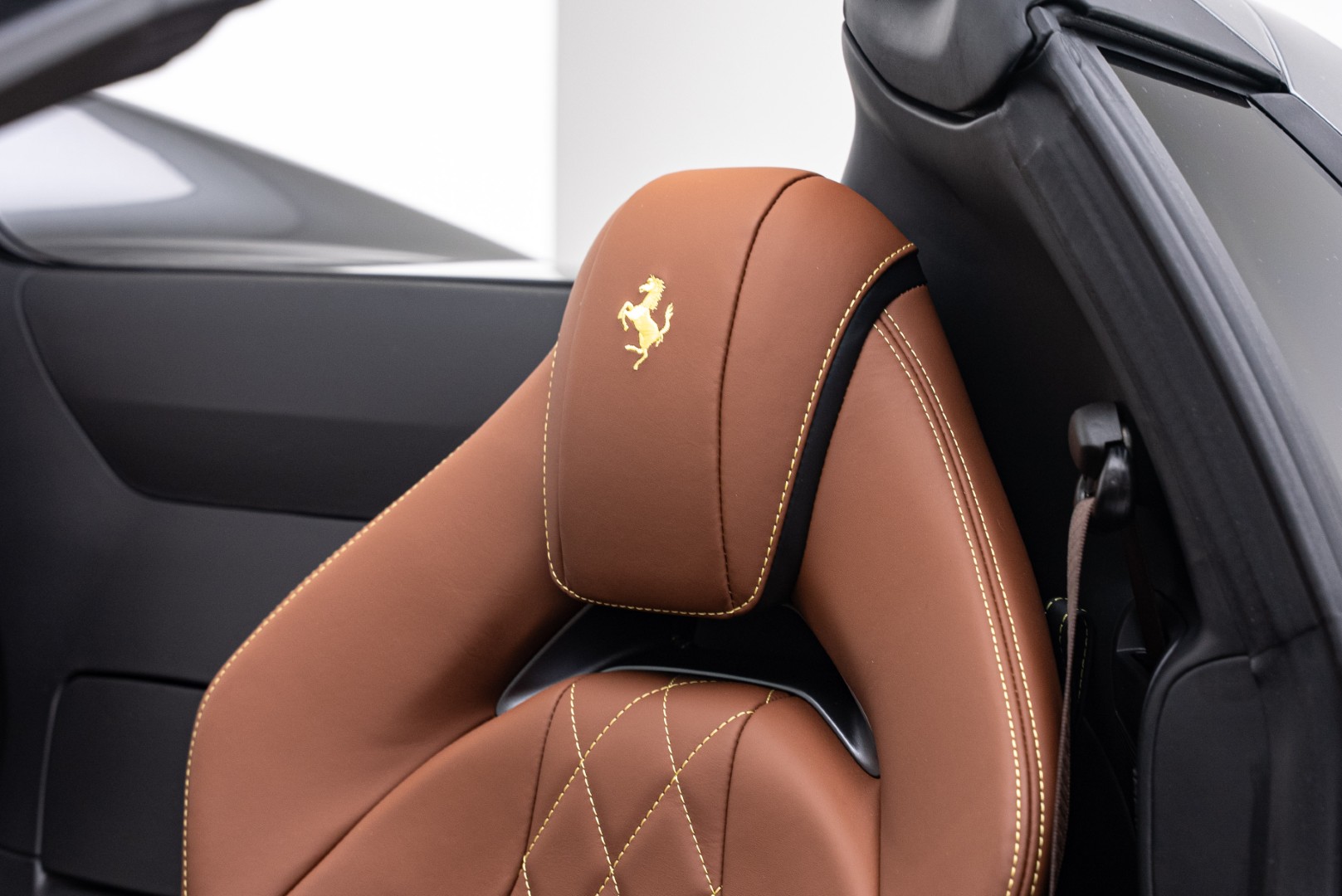 2021 FERRARI 812 GTS | FULL CARBON EXTERIOR | MAIN DEALER SERVICE
